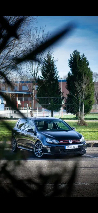 Volkswagen Golf GTI 35 aniversario