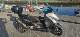 Yamaha TMAX 530 Gris