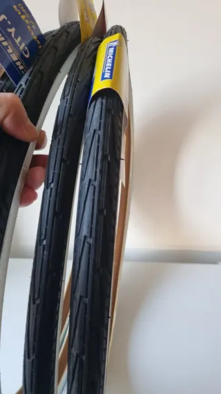 Copertoni Michelin City J 24x1 3/8x1 1/4