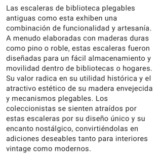Escalera  de madera bibliotecaria.