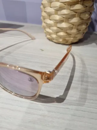 Occhiali da sole donna beige e rosa. Nuovi