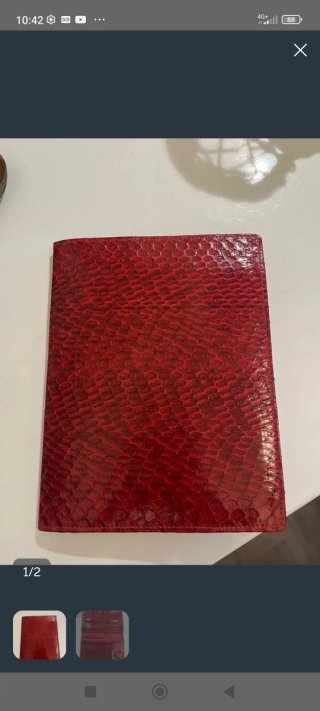 Scatola  vintage con drago e portafoglio rosso