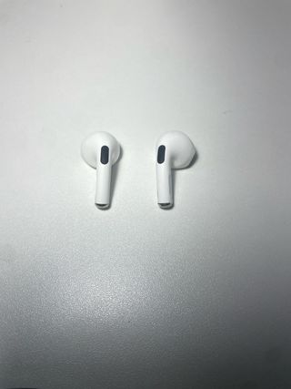 Auriculares inalámbricos blancos