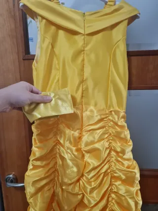 Disfraz Bella Princesa Amarillo  Talla de 8/10.