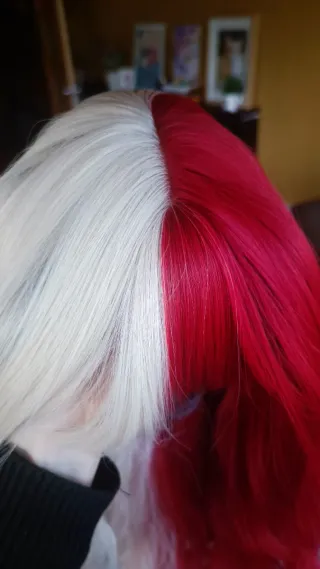 Peluca bicolor roja y blanca