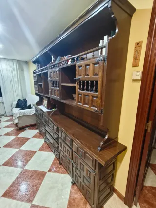 Armario / Aparador rústico de madera maciza