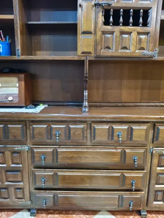 Armario / Aparador rústico de madera maciza