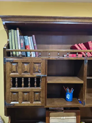 Armario / Aparador rústico de madera maciza