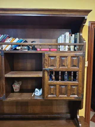 Armario / Aparador rústico de madera maciza