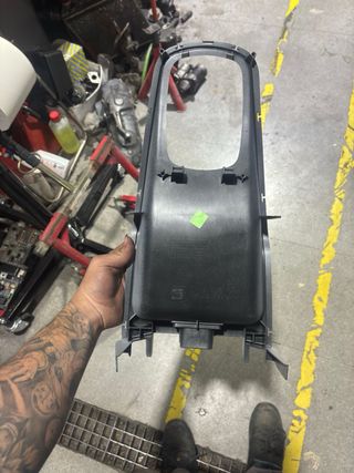 frontal radio y consola de cambio seat leonfr 2001