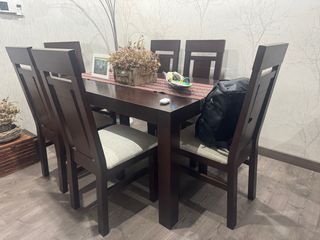 Mesa de comedor de madera + 6 sillas
