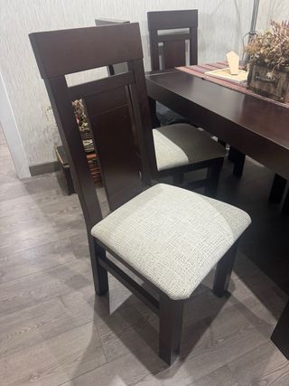 Mesa de comedor de madera + 6 sillas
