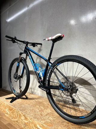 Trek Superfly 5 2017 / Talla 17.5" / 29"