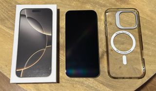 iPhone 16 Pro Max 256GB plateado