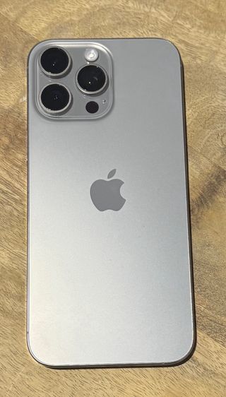 iPhone 16 Pro Max 256GB plateado