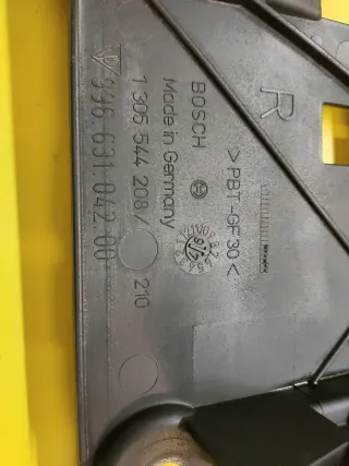 SOPORTE FARO DELANTERO DERECHO PORSCHE BOXSTER