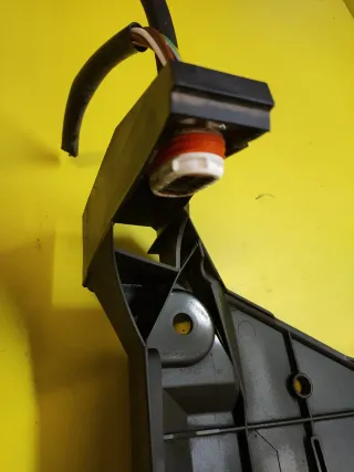 SOPORTE FARO DELANTERO DERECHO PORSCHE BOXSTER