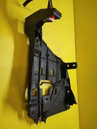 SOPORTE FARO DELANTERO DERECHO PORSCHE BOXSTER