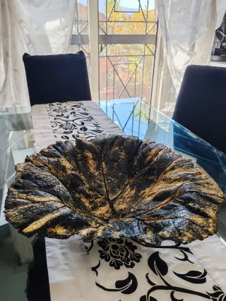 CentroTavola Foglia dipinto a mano foglia nera arg