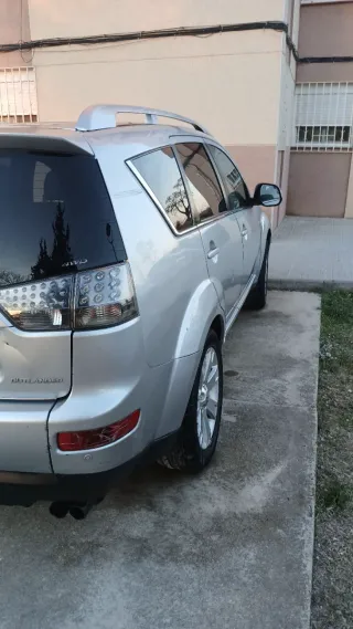 Mitsubishi Outlander 2010