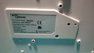 Proyector Optoma DLP WXGA HDMI tela y mochila