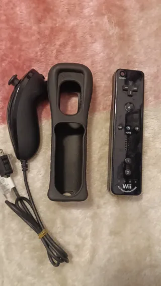 Mando Wii Negro + Nunchuk + Motion Plus