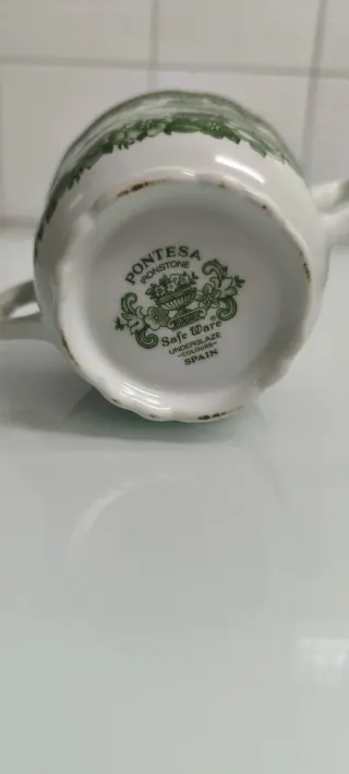 Azucarero de porcelana verde y blanco