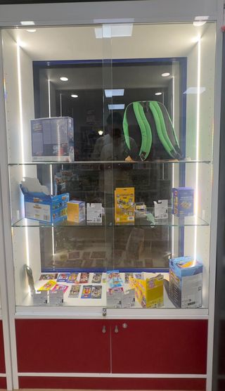 Vitrina expositor cristal y madera