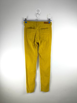 Pantalón pana Comptoir des Cotonniers amarillo