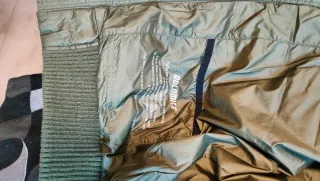 Cazadora Dolomite con capucha de pelo