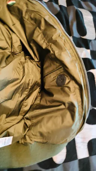 Cazadora Dolomite con capucha de pelo