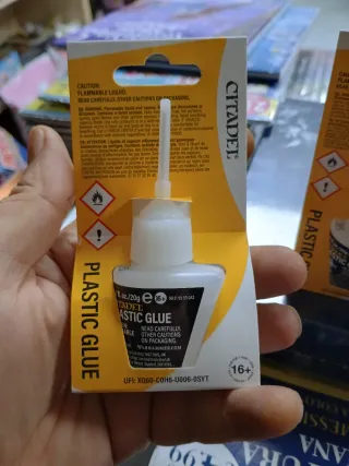 Warhammer - Citadel Plastic Glue- × 3