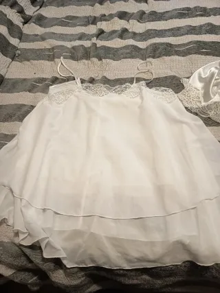 Camisón y Bata de Satén Blanco