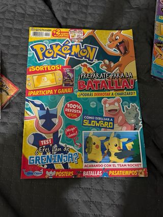 Revistas pokemon pack 5 + 2 colgantes