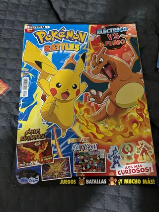 Revistas pokemon pack 5 + 2 colgantes