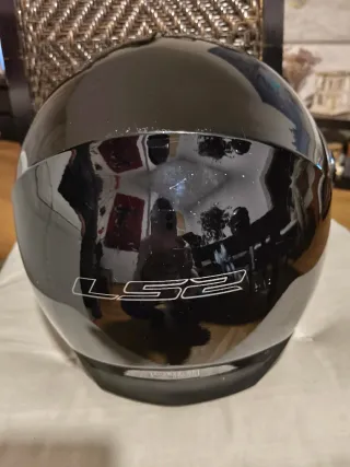 Casco integral negro LS2