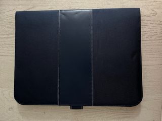 Carpeta de trabajo azul