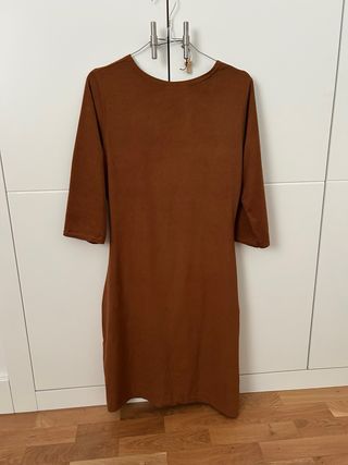 Vestido marrón escote pico Talla L