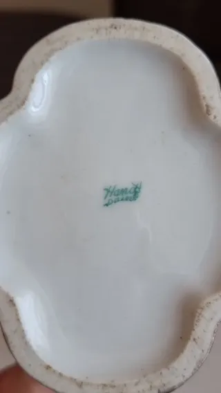 Lechera antigua porcelana pintada a mano