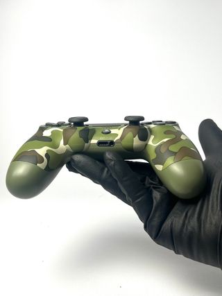 Sony PS4 Slim 500GB + Controller + Cavi