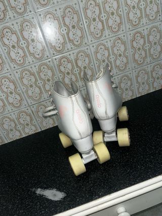 Patines blancos y rosas talla 34