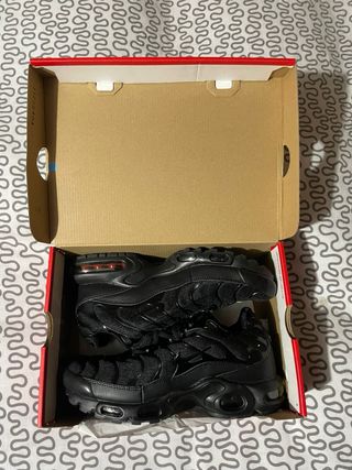Nike TN Air Max Plus Negras
