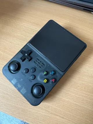 Consola Retro Portátil R36S Negra