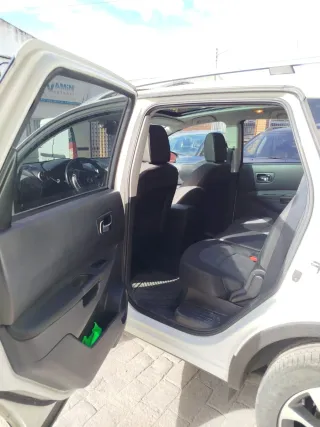 Nissan Qashqai+2 2011