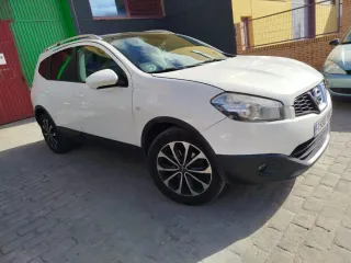 Nissan Qashqai+2 2011