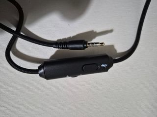 Auriculares Gaming Konix Hyperion para PS5