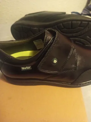 Zapatos Gorila Talla 38 Negros