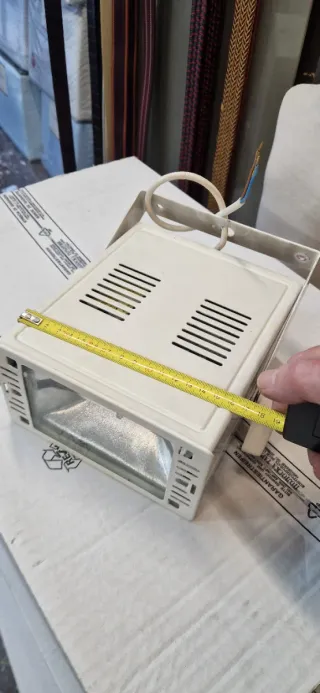 Foco Halogenuro Metálico 70W Blanco