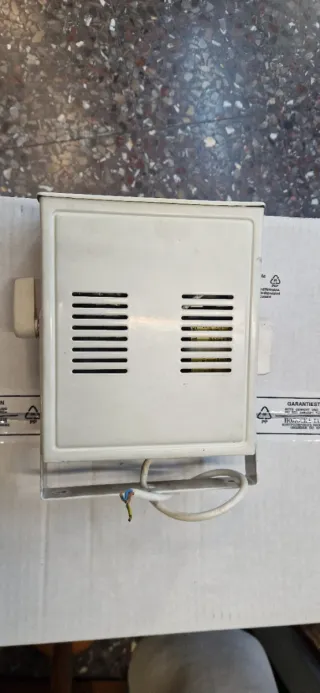 Foco Halogenuro Metálico 70W Blanco