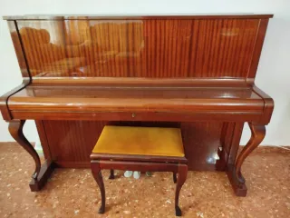 Piano Rönisch Leipzig Made in GDR